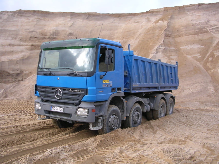 Wywrotka Mercedes Actros 4141 8x6